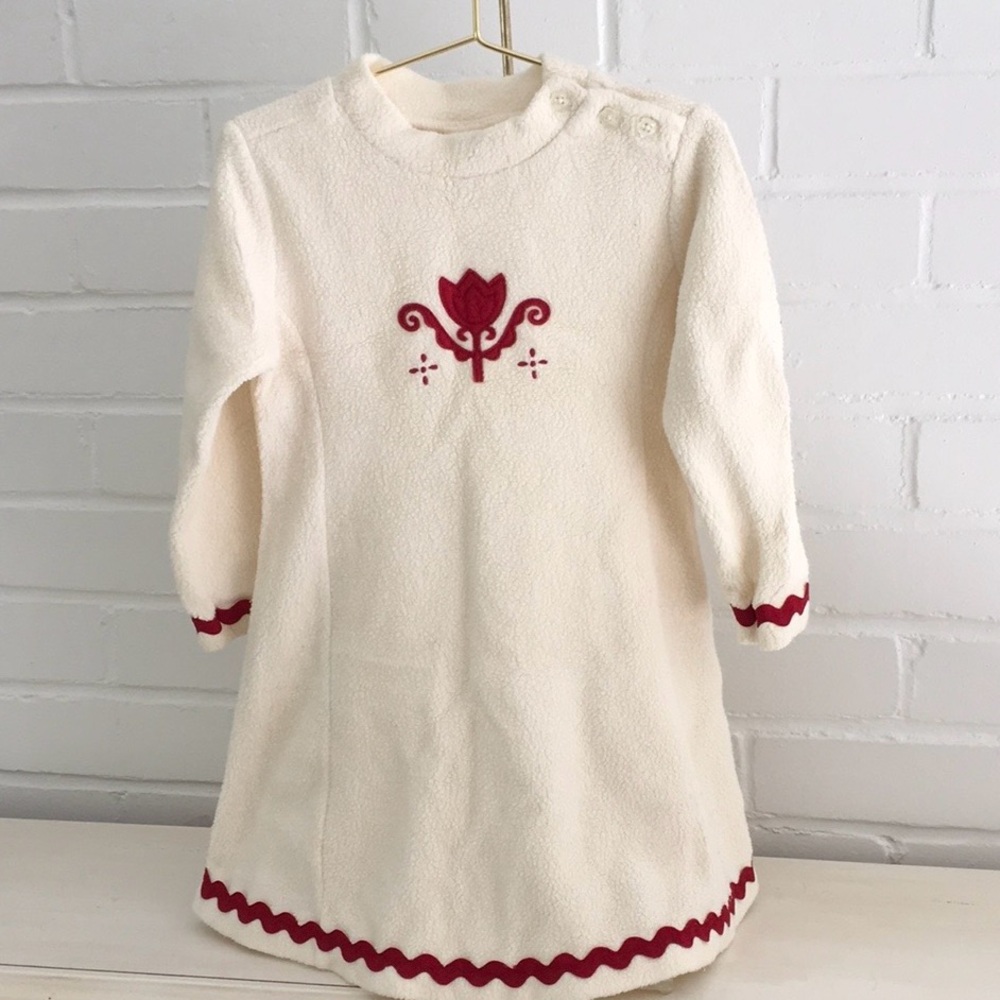 Girls Size Hanna Andersson Cream Fleece Dress With Red Danish Appliqué/Ric Rac